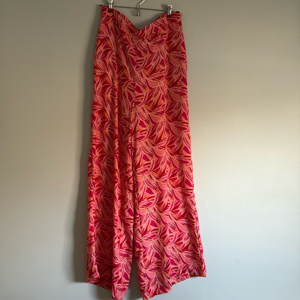 ASHLEY PARKS X RTR Palazzo pants, size 10